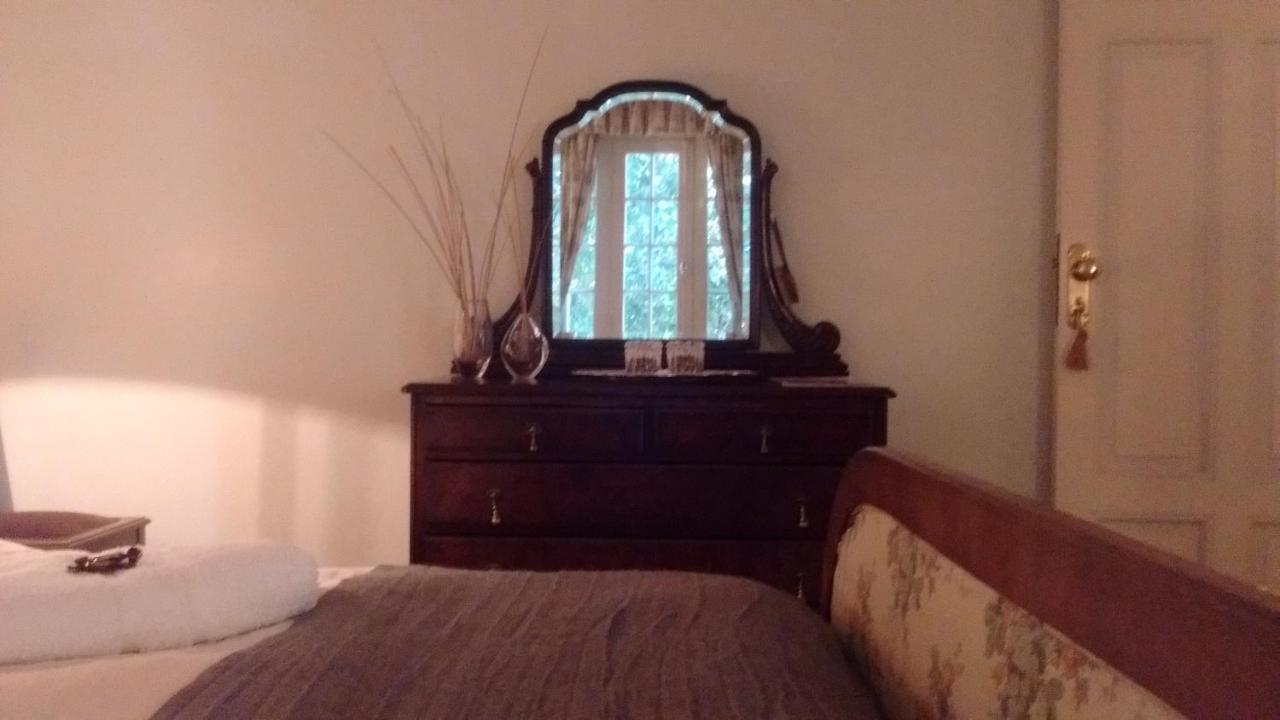 La Casona De Grace Bed & Breakfast Olivos Dış mekan fotoğraf